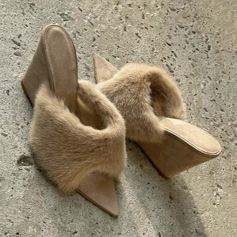 Fluffy Women Slippers Wedges P - Winter Clothing Brands recension och pris