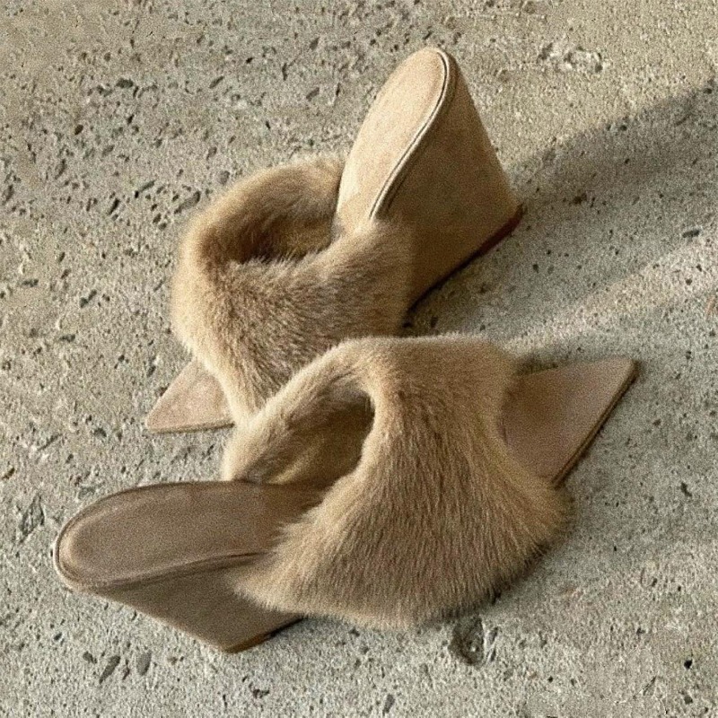 Fluffy Women Slippers Wedges P - Winter Clothing Brands recension och pris