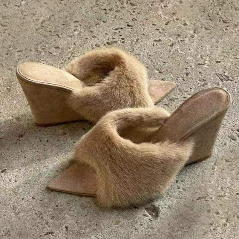 Fluffy Women Slippers Wedges P - Winter Clothing Brands recension och pris